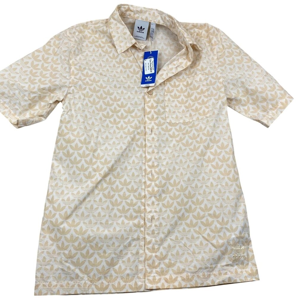 NWT Adidas Mens Shirt Size XS Cotton Blend Short Sleeve Mono AOP Sand Strata